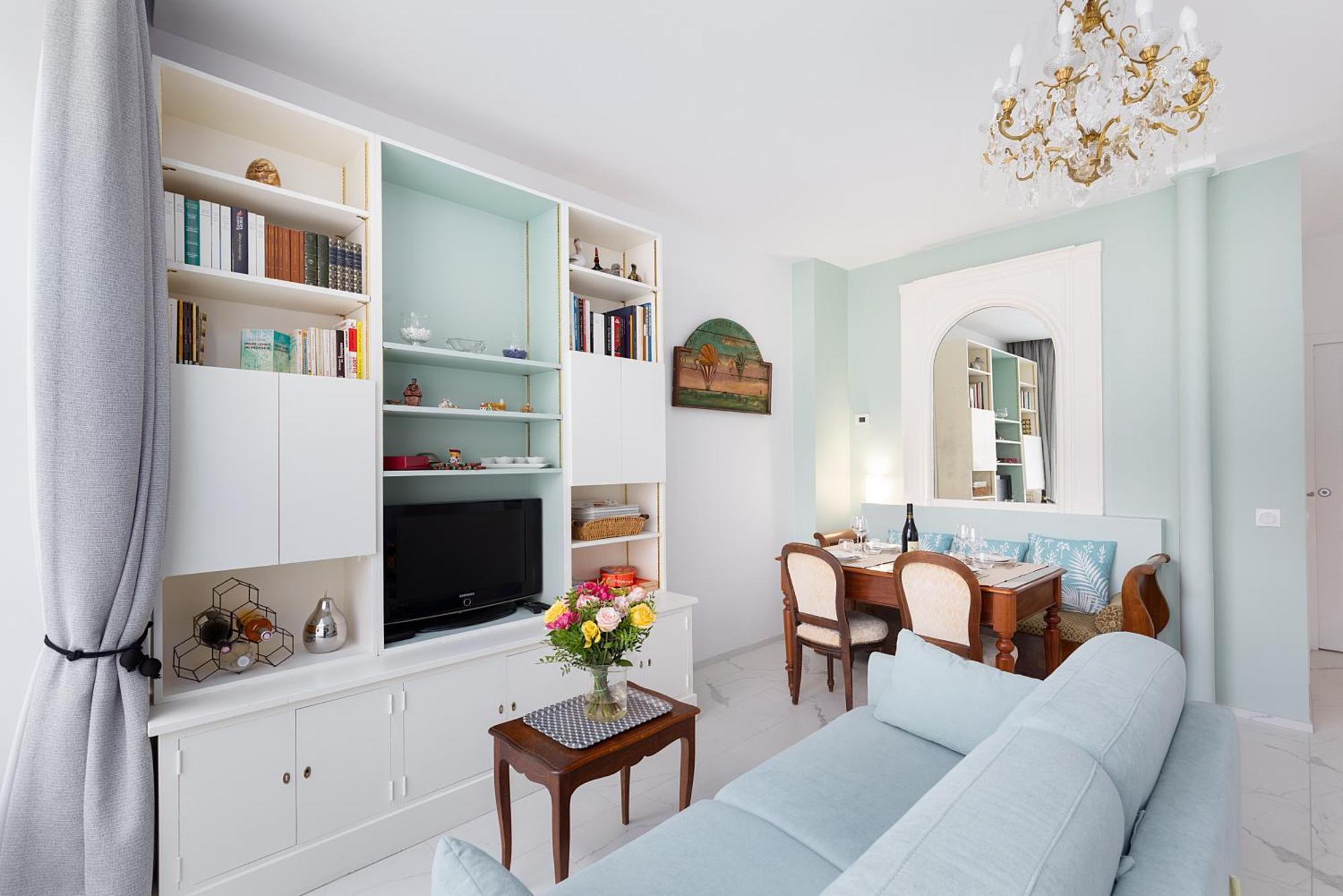 Les Montgolfieres, 2 Pieces, Porte De Versailles